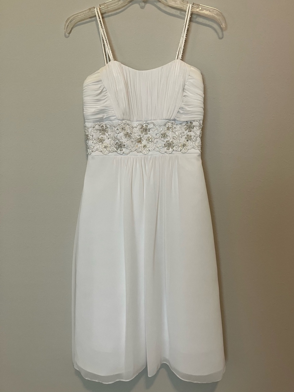 David’s Bridal T9435 White Beaded Empire Waist Reception Dress Size 4